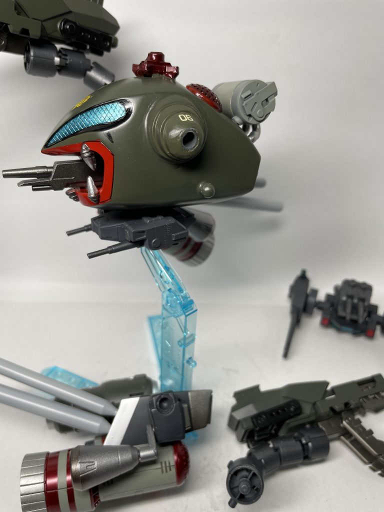 肩と足?の接続はボールジョイントに改造。