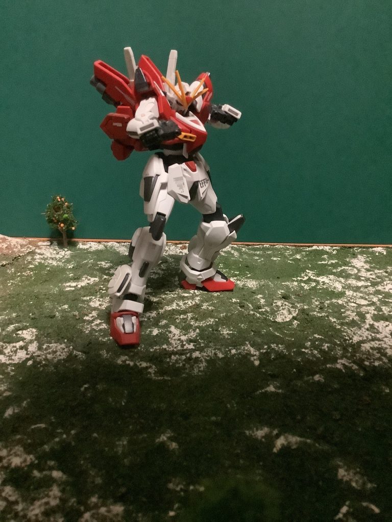 2丁拳銃はカッコいいですよね(笑)速射性も良いので、弾幕を貼って相手接近を許しません。射撃しながらスモークを散布し、相手の周りを煙で囲んでどこに居るか分からなくしたところで、後ろからサーベルでブスリ…なんて手も(笑)