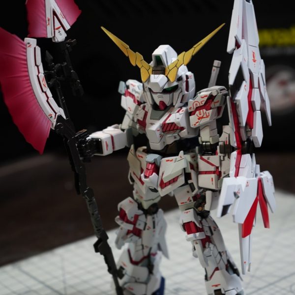 SD X HG ユニコーン ガンダム