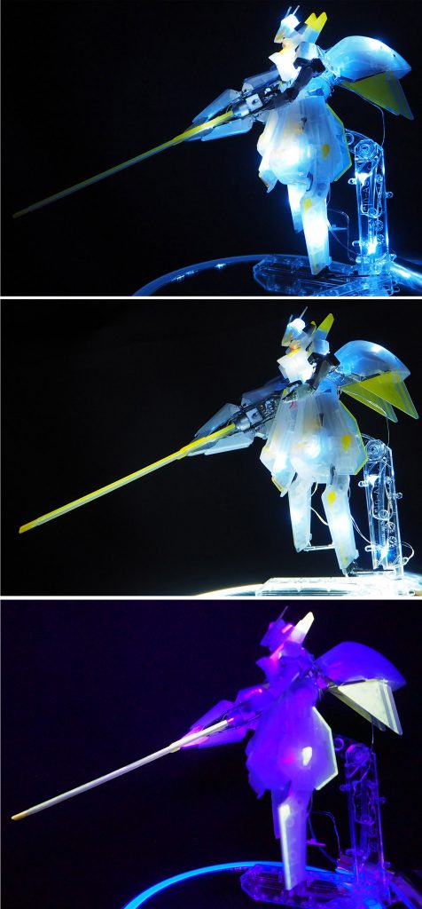 コチラもライトオフ・最大光源の比較画像です。ちなみにですが、配線の取り回しに偏りが出るのでバランスをとるためにクラフトワイヤーでダミーの配線を繋げている部分があります。多分、見て気付かないかと…自分でも場所が分らない…忘れたので…下段・ブラックライト撮影 追加分