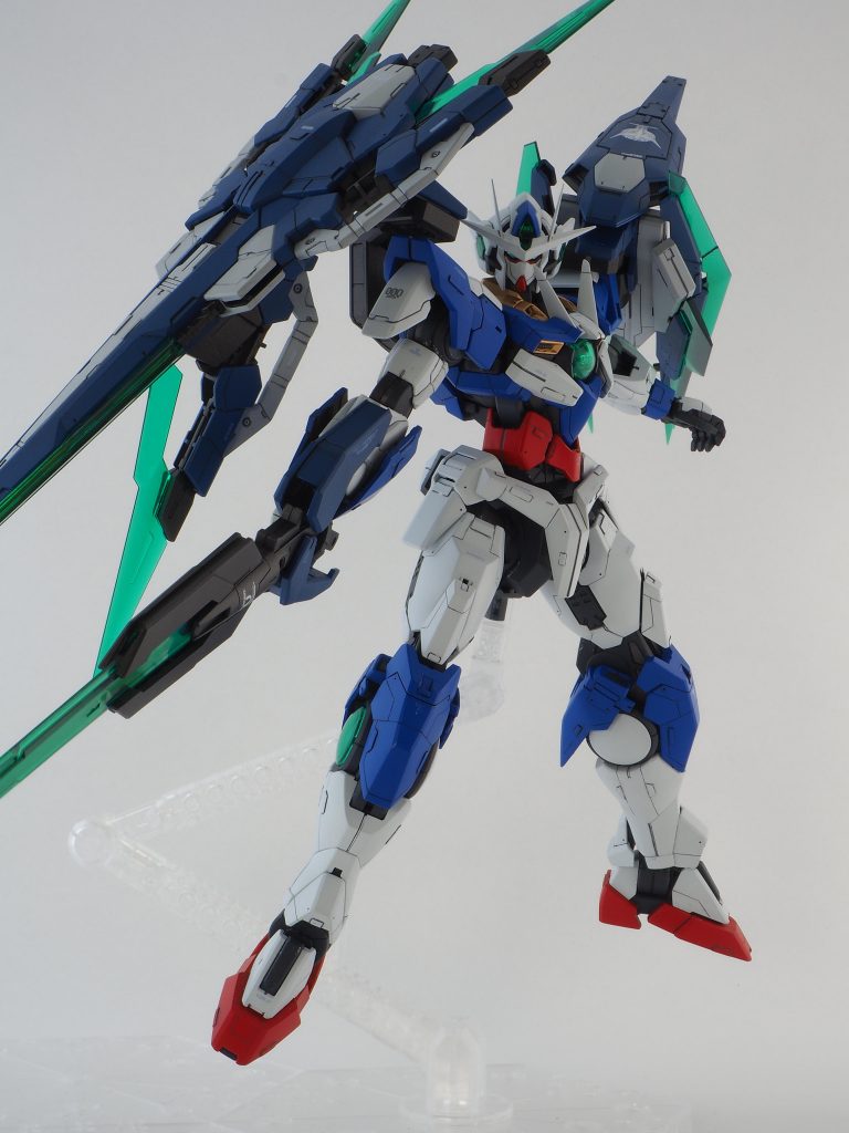 今まで、照明を2灯で、トレーシングペーパー越しに直で当てていたんですが、今回は4灯に増やして発泡スチロールに当てた反射光で撮影しました。でも、もう2灯くらいは増やしたい感じです。