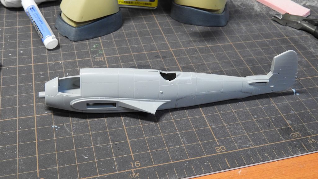 何かの飛行機を