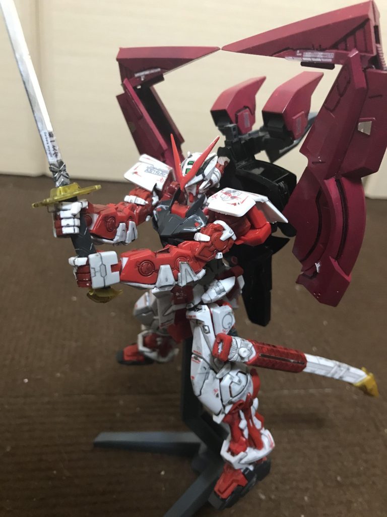 Δフォーム1.5(アイズ)Δフォームの制限時間を延長したアストレイレッドフレームの生命線終了後に数秒だけ硬直状態に陥ってしまうが、機動性はΔフォーム以上ある為一気に接近、菊一文字で攻撃、一気に離脱というのがセオリーである