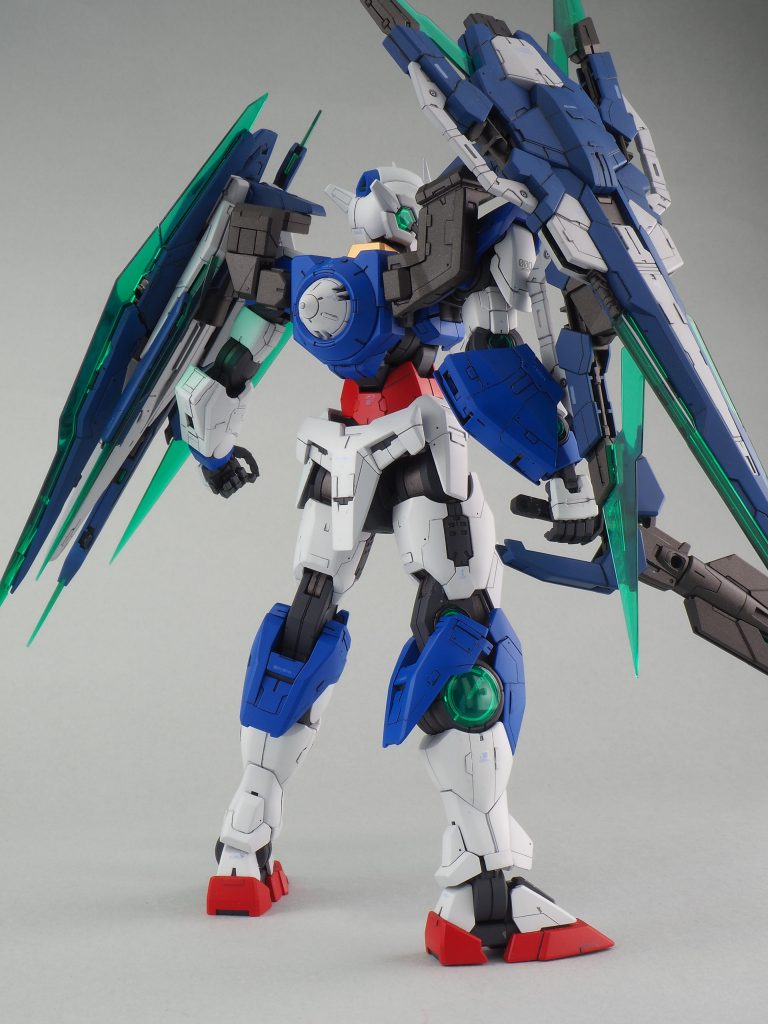 影のところが暗く潰れず、明るい所が白飛びしないように、手前から奥までピントが合う撮影ができるようになってきました。