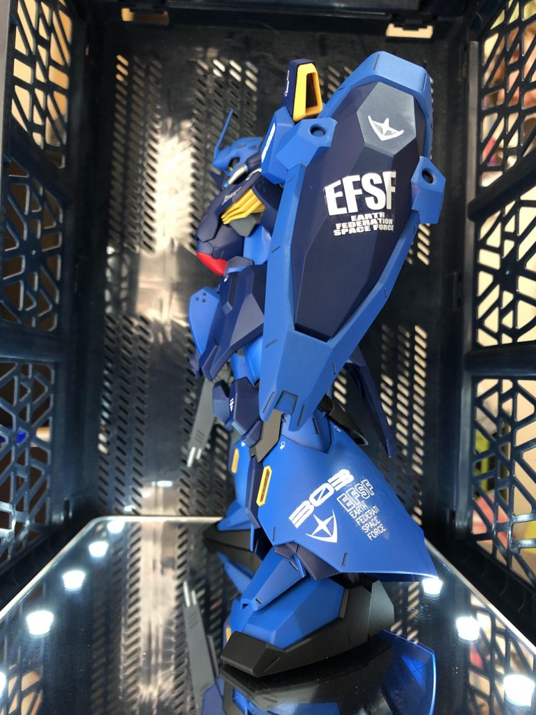 メッサーF02型 ロンドベル隊試験運用機 レズン.シュナイダー搭乗機–8枚目/制作者：真樹京介