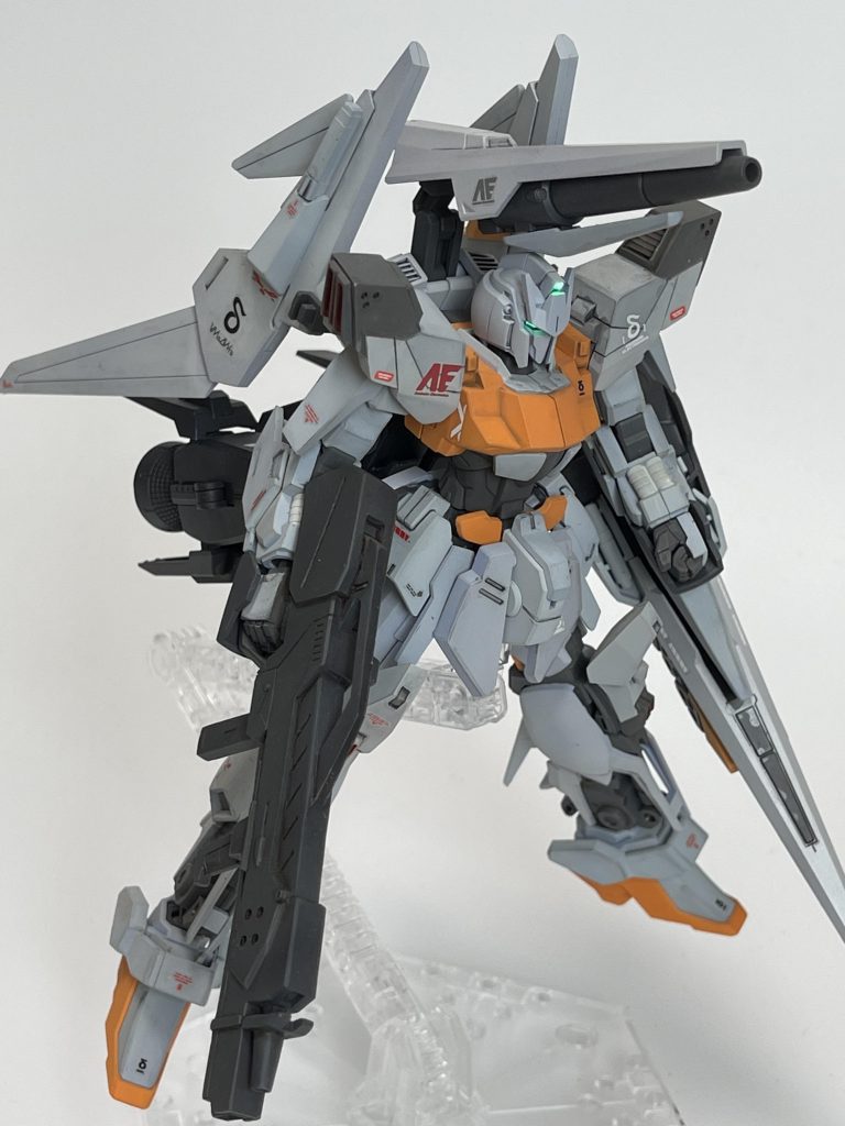 「ハイ・メガ砲　発射テスト開始します。ターゲットロック、カウントダウン開始」的な。