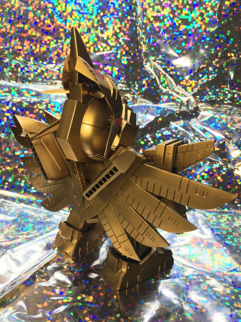 オープン時の背面。