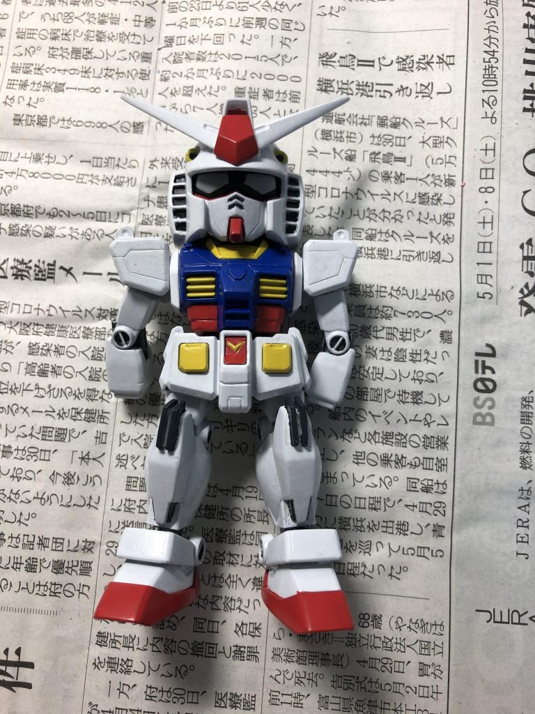 塗装後に仮組して少し腕が長いと感じた為、再度カットすることに…