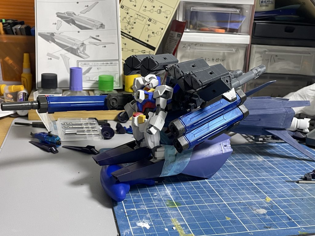 これでほぼ原型。デンドロビウムのクローにあたるパーツをどうしようか悩みましたし、つけないことも視野に入れてましたが、いつ買ったか記憶にもないアヴァランチが積みプラの中で待っていたのでダッシュユニットを拝借しました。