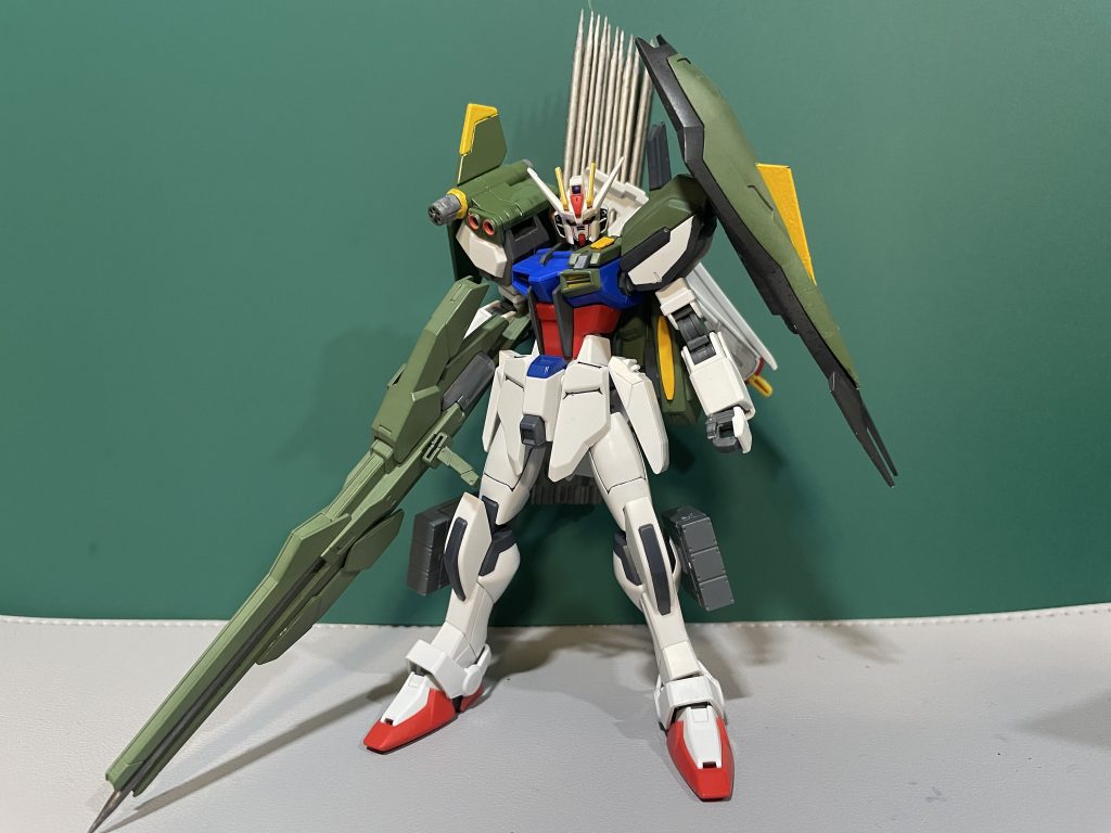 フル装備で矢筒のようにランサーダートてんこ盛り