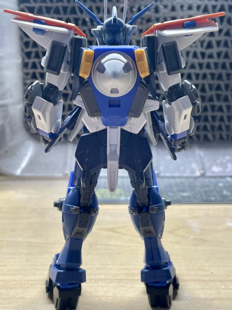 塗装前の後ろ姿です。