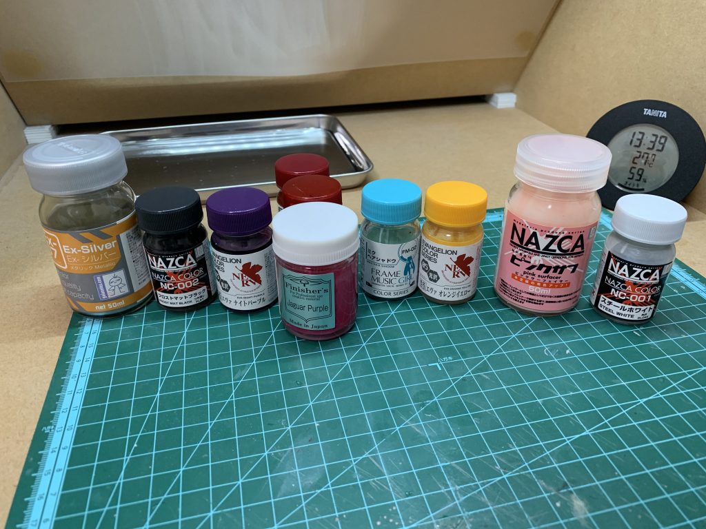 最後に使用した塗料一覧を。インジャの独特な装甲色はジャガーパープル(フィニッシャーズ)とディープローズレッド(ガイアノーツ)の調色です。 最後までご覧いただきありがとうございました° ✧ (*´ `*) ✧ °
