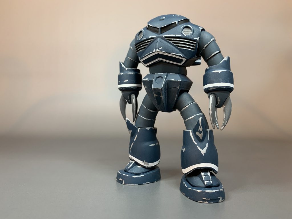 統一されたブルー系の塗装に、シルバーのハゲチョロが良く合います。