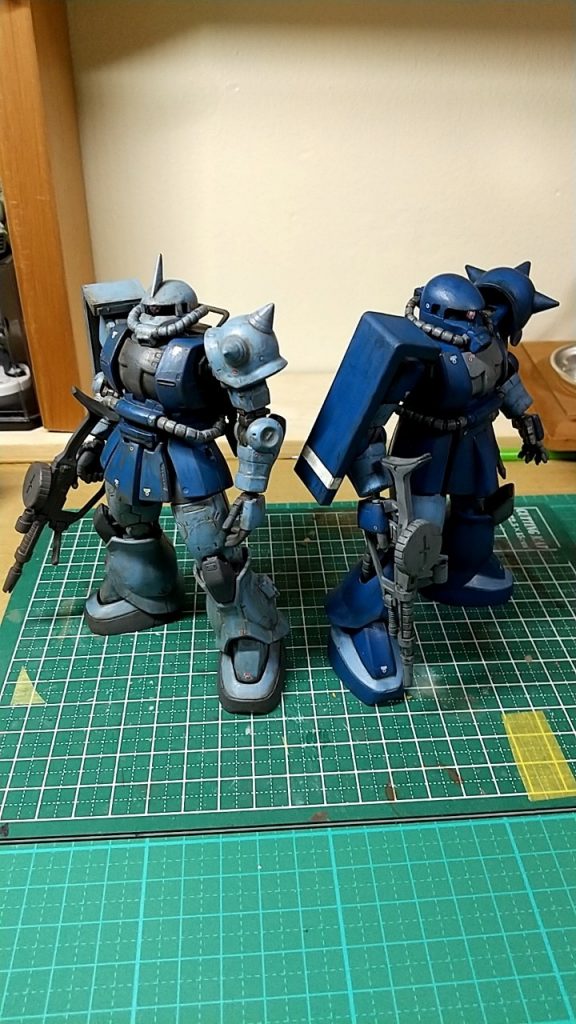 HGザクとツーショット。良く見なくても、全然違う！！