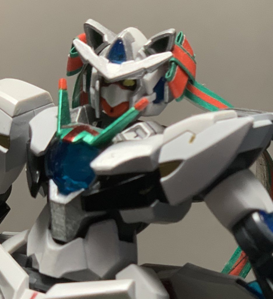 クリスマスっぽい感じになるよう頑張った頭部。色分けはいい感じにクリスマスにになったと思います♪