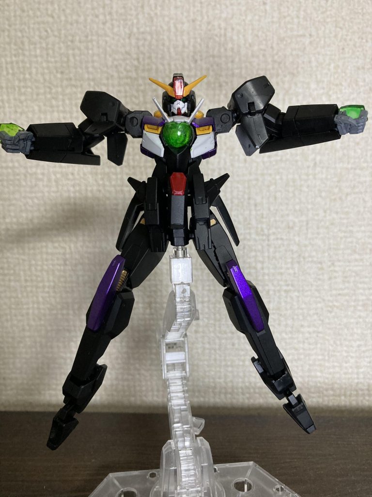 そして｢BLAZBLUE｣要素をもう1つブレイブルーシステムセラフィムのトライアルシステムの事青白く輝きヴェーダとリンクしている全ての機体を制御下に置くことが出来る 