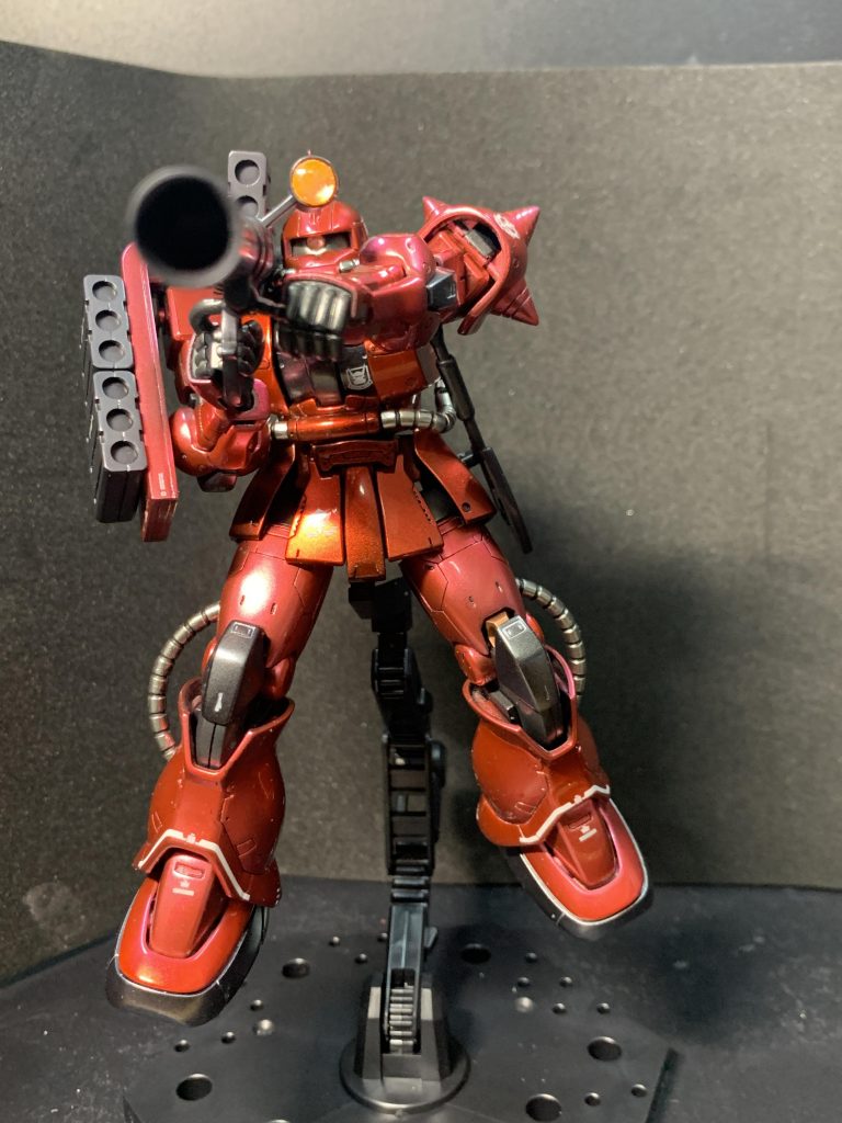 目とバズのセンサー部はHアイズ+裏にラピーの銀で貼ってみたんですが、バズのスコープはHアイズのサイズ少し落として、中を削るべきでしたね(横着目のところも正面とかではいいかなって感じですが、横が違和感微妙にあるから次にザク系やるときは考えて対応したいなー。