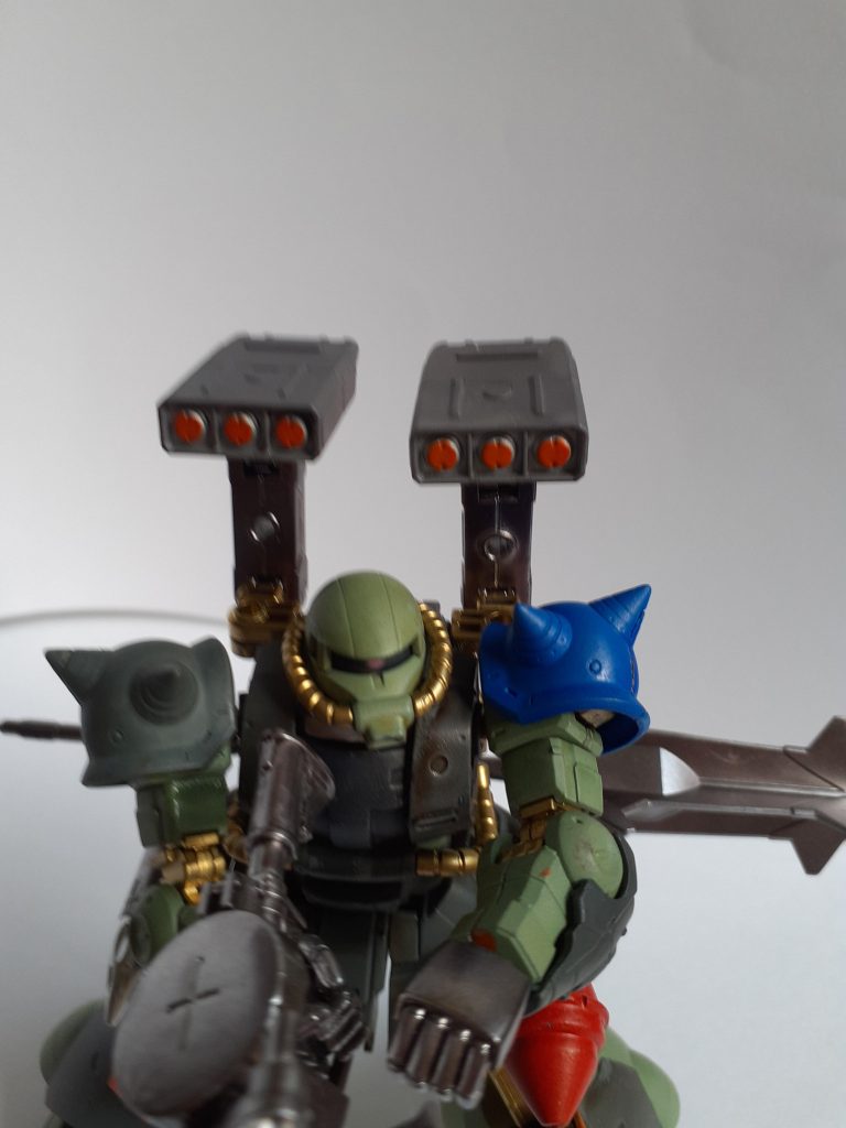 装備その5バトルアームズのミサイルランチャー。