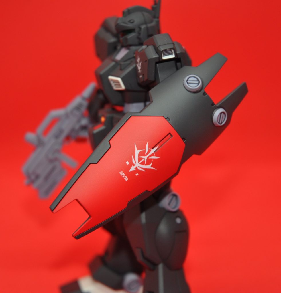 最大のアピールポイントはなんと言ってもこのレジオンマークそう、白デカールです!いわゆるテプラデカールですね。以前よりちょっとずつテプラデカールを作れる環境を整えていたのですが、今回初挑戦となりました。思ってたより割と簡単。白いデカールが作れるようなったのは選択肢が広がったという感じでとても良いです。…まあ、テプラプロはそれなりのお値段しましたが