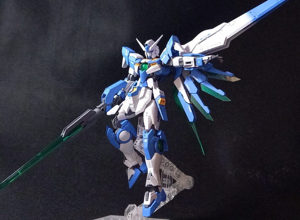 適当にポージングを。