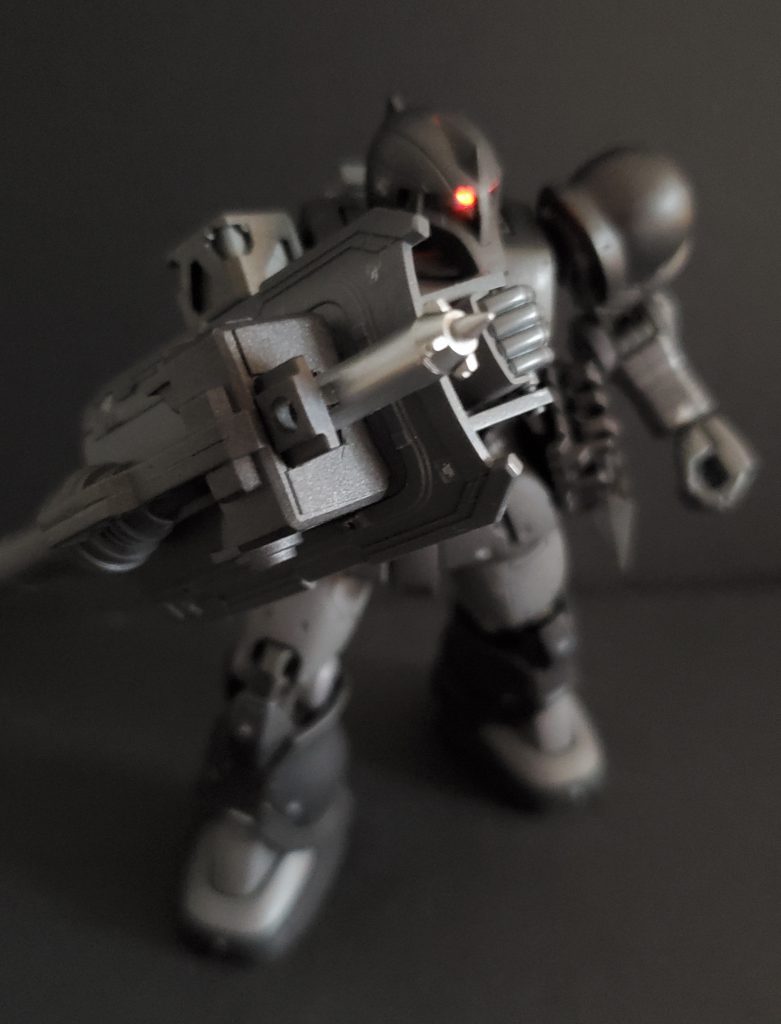 パイルバンカーは一応伸縮します。