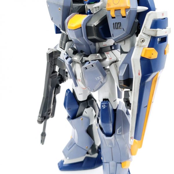 1/100 GAT-X102 デュエルガンダムアサルトシュラウド