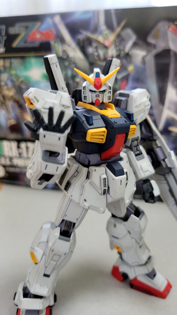 ハンドパーツ使うと、ちょっと完成度上がるような気がします。