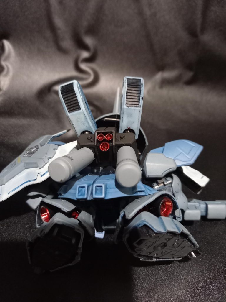 ファレホの筆塗りとバーニアなどはガンダムマーカー