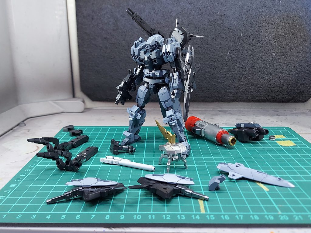 なんかこっちの写真の方が実物に近いですね。完成品の写真は黄色っぽくておかしい…