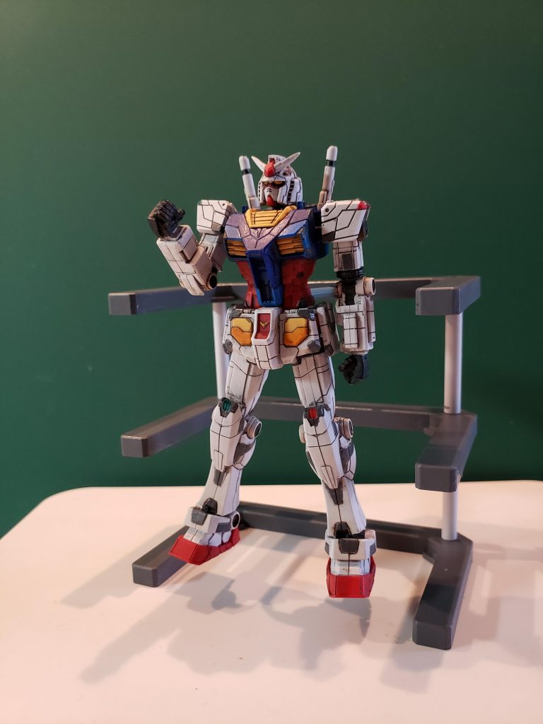 本物はもっとキレイでしたが。。。足が接地してないのがポイントです。