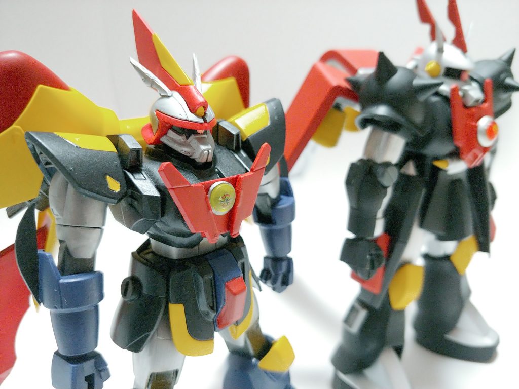 そしてザク改ザー同様、デカールでザフト軍のマークが入ってます。胸のザフトは俺たちの約束！