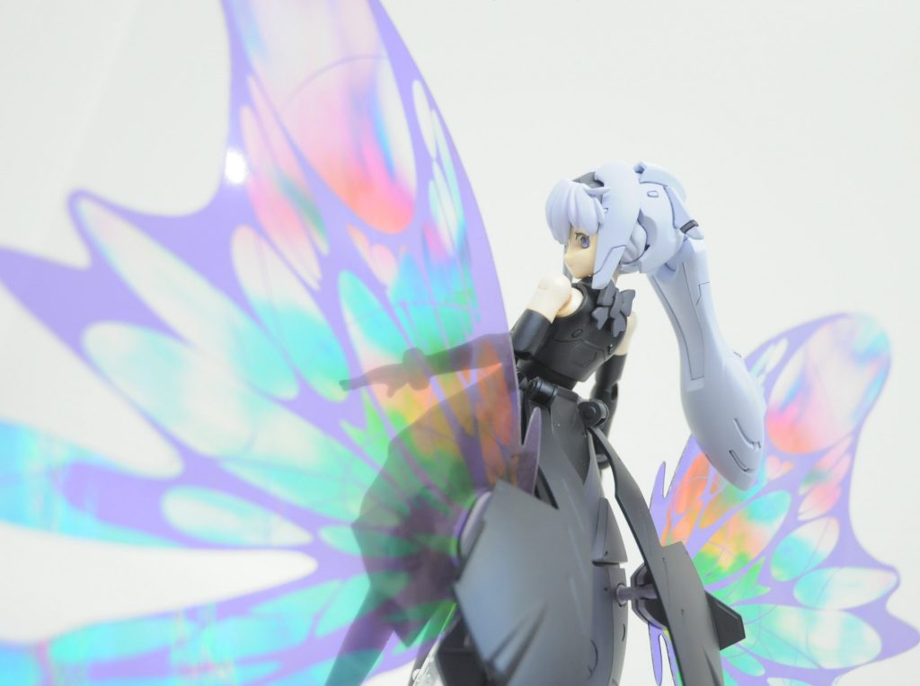 以前作ったモビルドールサラ同様に月光蝶つけてみたりとか