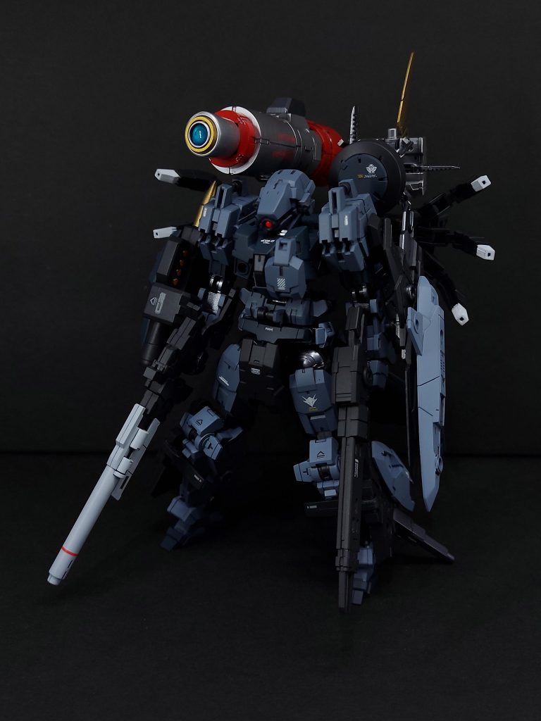 状況に応じてオプションパーツを装備するのが基本的な運用方針です。そして決戦仕様は恒例の全乗せです。