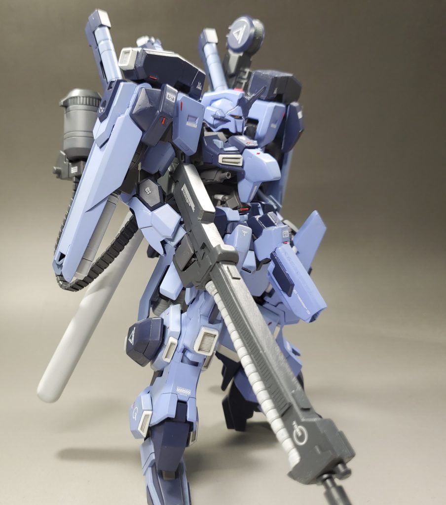 肩はZZの物を使用、肩アーマーはセラヴィー、アヴァランチの物を使用。