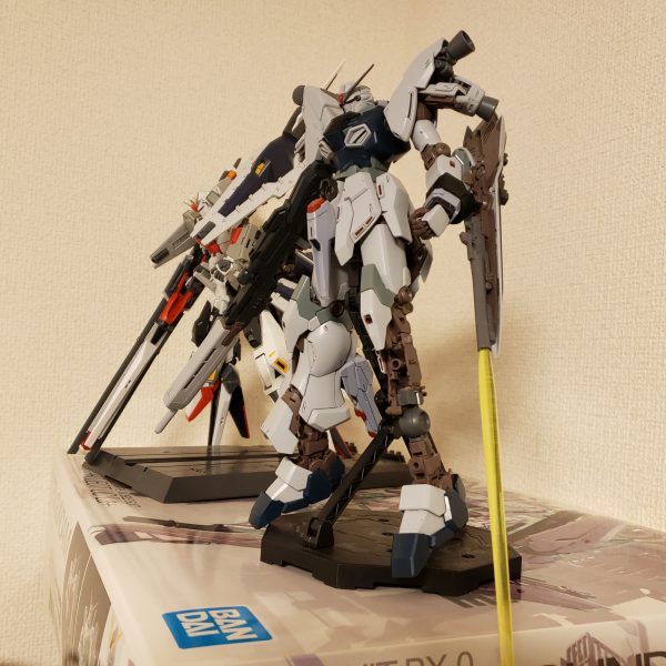 大型のジオン系ガンダムを唐突に再スタートしました