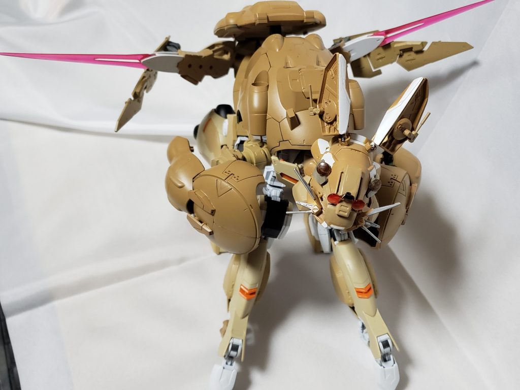 GBN火星エリア期間限定イベント「ラビットハント☆」に出現するレイドボス!なイメージ本機唯一の固定武装ビームキャノン兼ビームブレイド