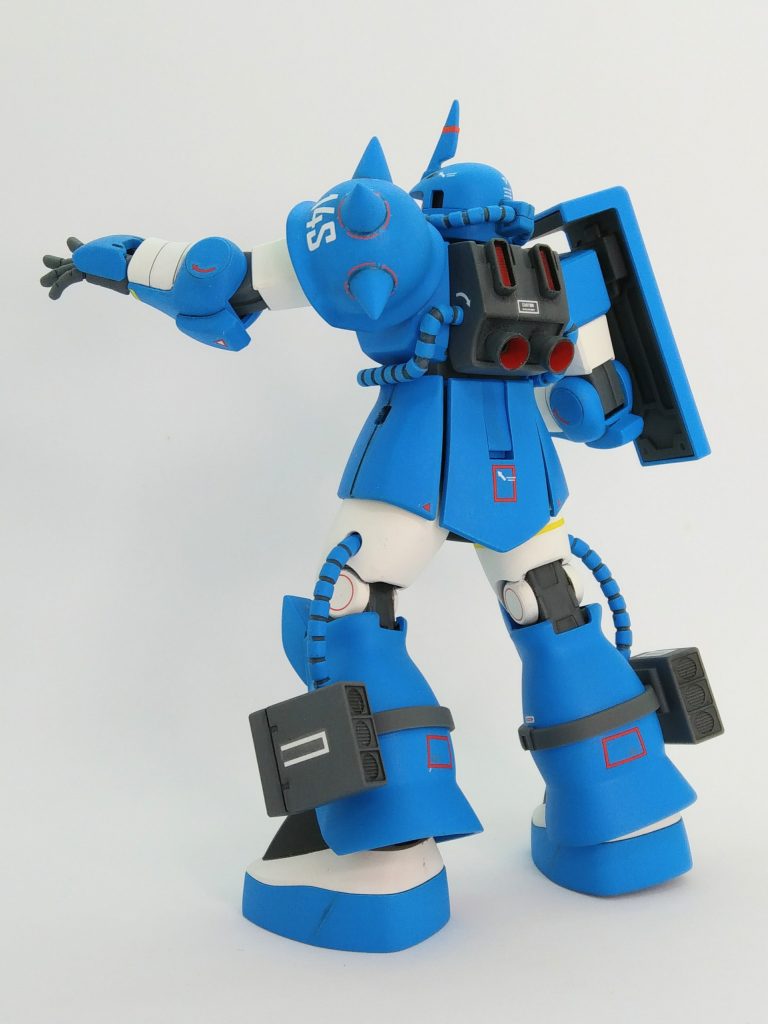 ランドセルはカスタムパーツを付けています。