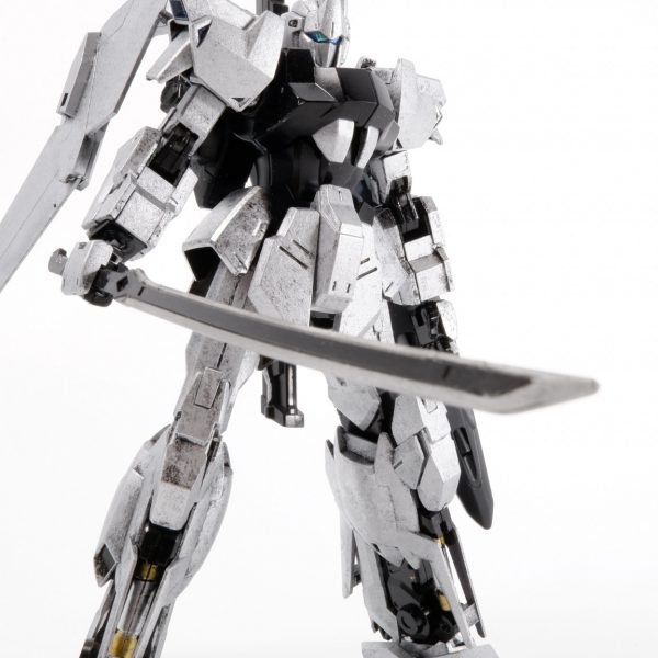 百×デル　ニコイチ