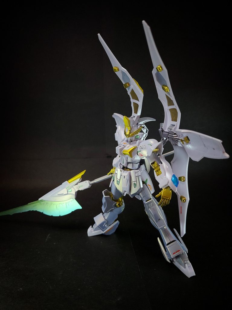 HG ガンダムリヴランスヘヴン–5枚目/制作者：鈴木　克海