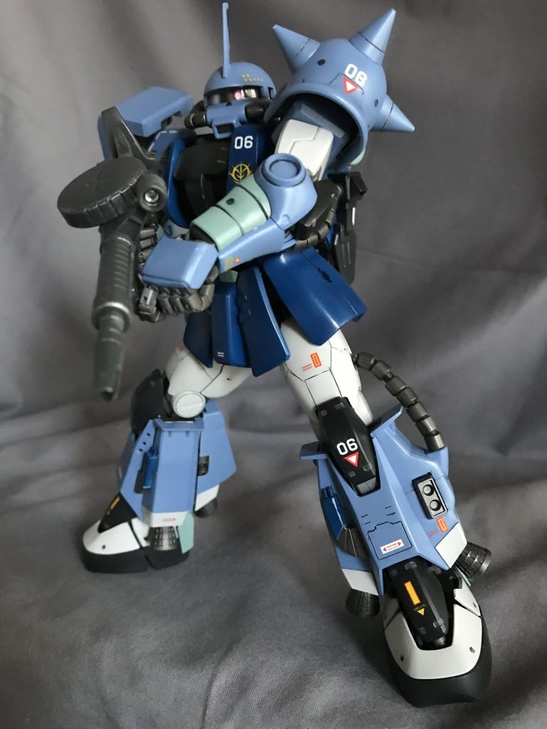 今となってはアレですが、ザク2.0フレーム、発売された時は衝撃でしたよね!