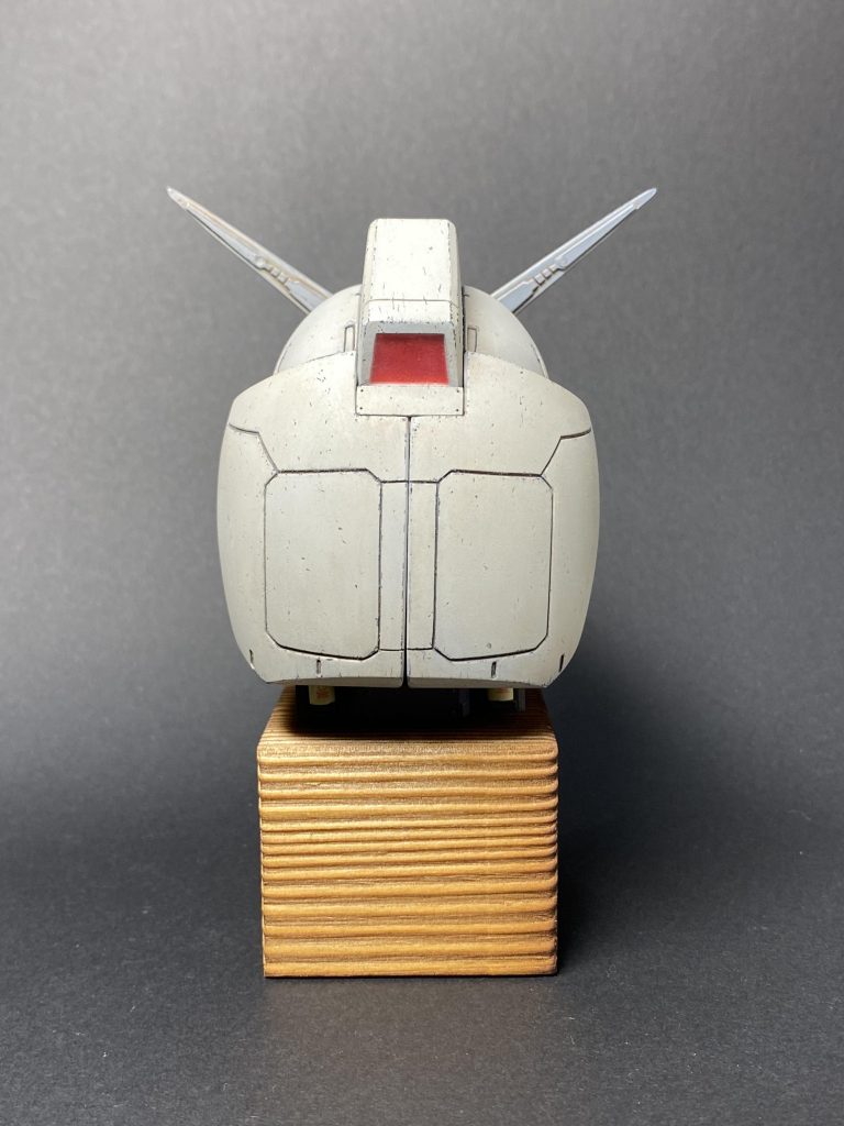 パネルラインも細く彫り直したくなり、