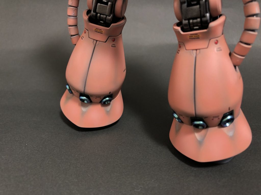 スカートのバーニア付近は噴射して汚れるだろうと仮定してウェザリングマスターで少し汚れを入れました。もう少し強めに入れても良かったかもしれません🤔実はこの部分がお気に入りだったりします😁