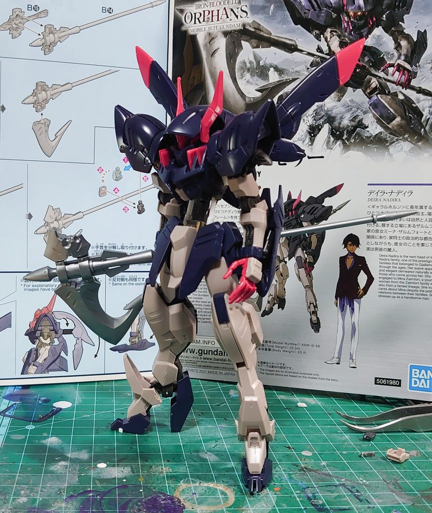 素組み（腹だけ延長）状態待ちに待った鉄血新作キットなので楽しく組めました