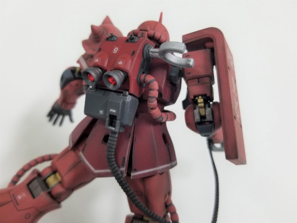 バーニアに赤のラインストーン埋め込んで噴射イメージ。