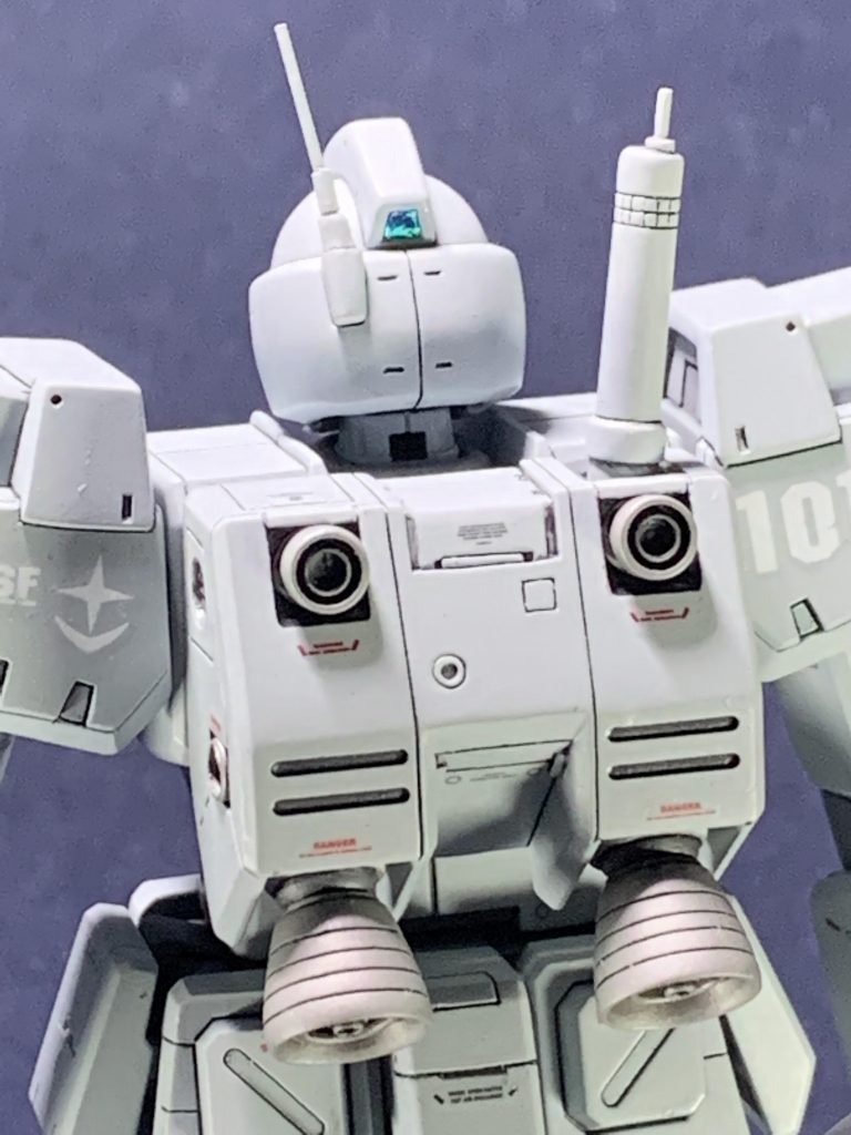 バックパックは各バーニアを別パーツ化してディテールアップしてます。