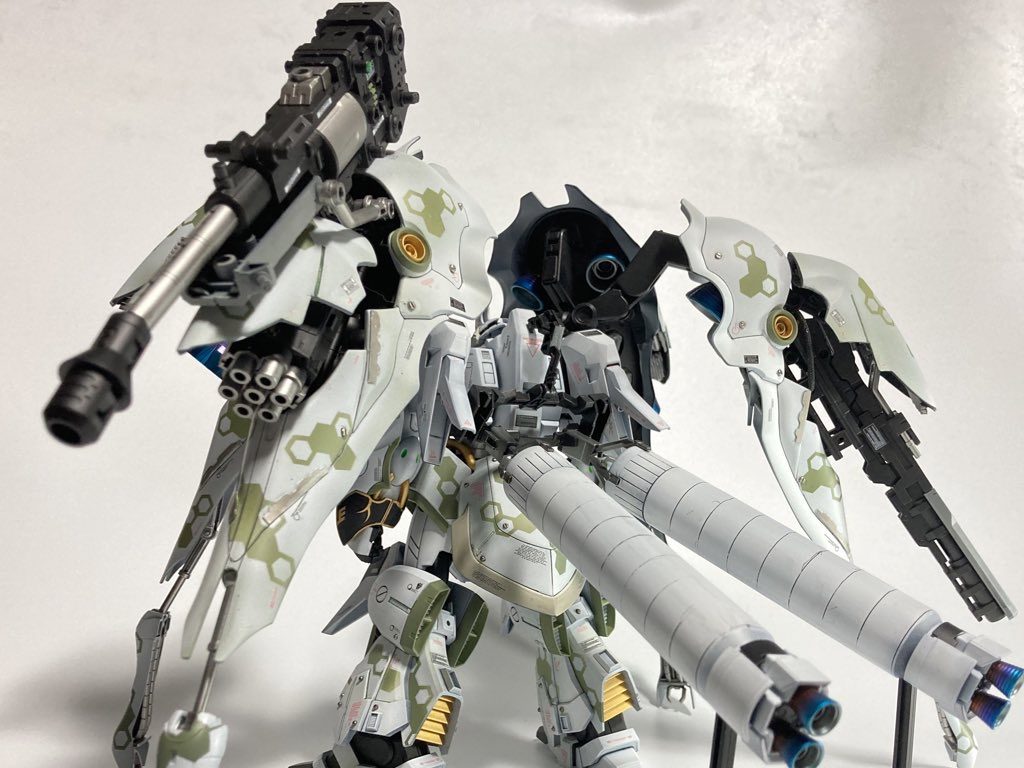 でかいバズーカつけましたのっ！