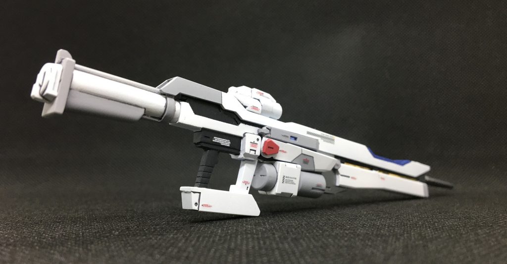 カラーリングはいつものように【近未来兵器】をイメージした、ホワイトをメインに配分。