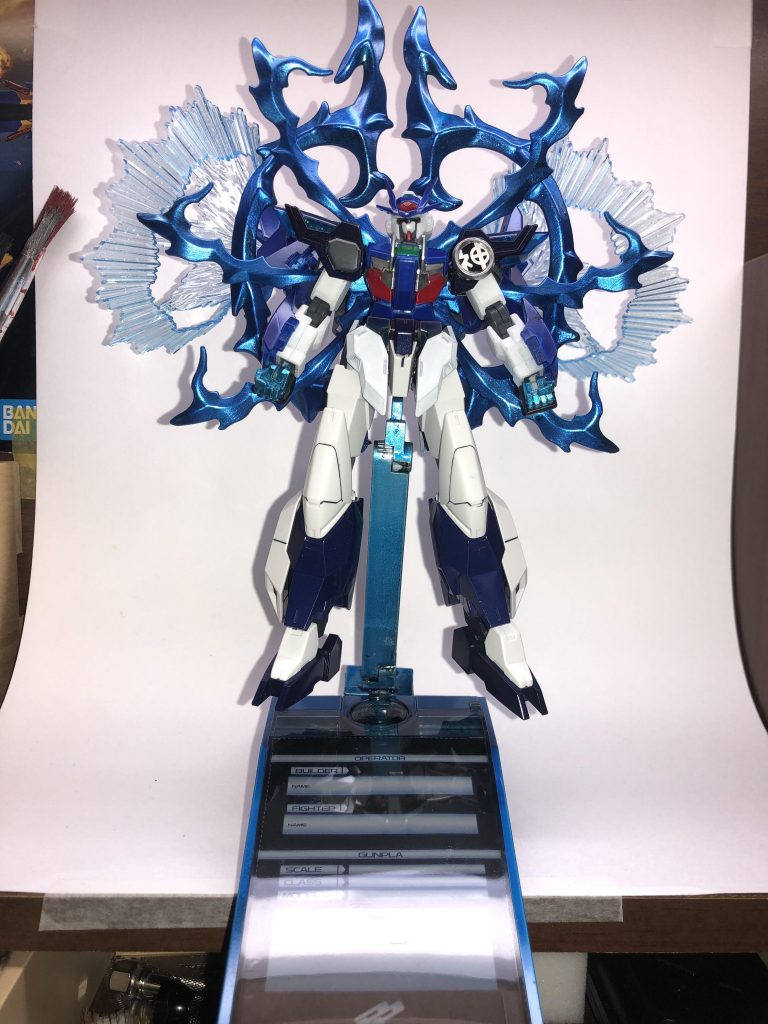 GPベースもメンバーカラーにしてます。　カミキバーニング:肩、刀、エフェクトビルドストライク:シールド、ライフルダブルオー スカイ:胴体、バックパック、頭ユーラヴェン:腰、脚部　 