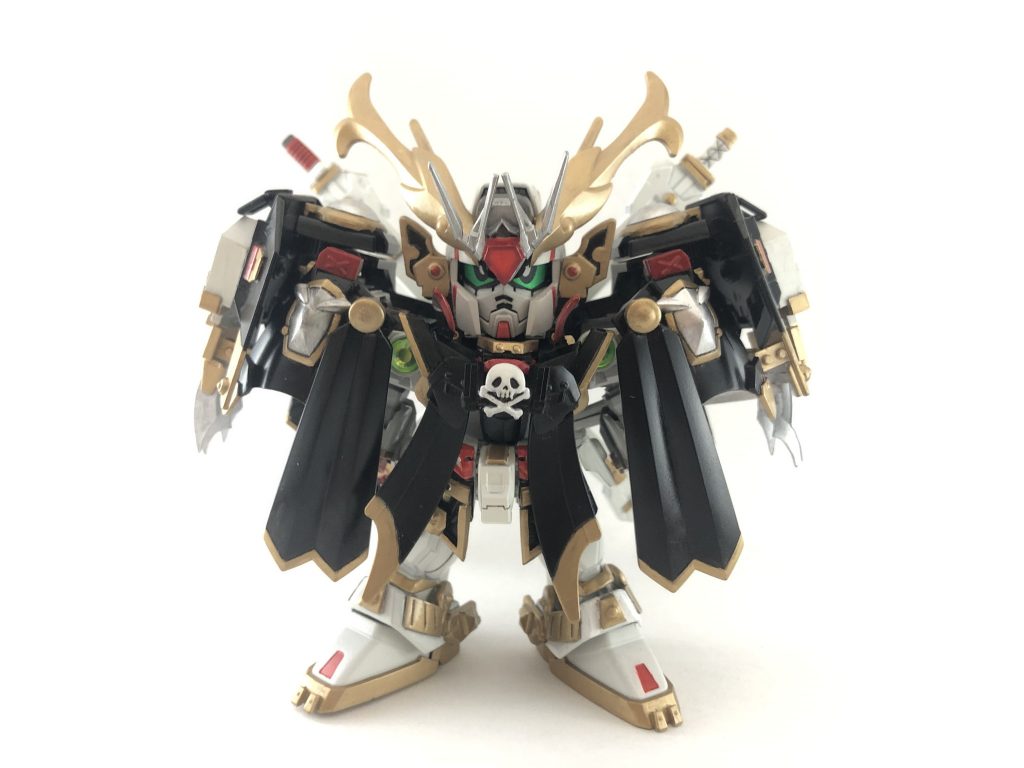 正面肩前の垂れ幕も可動を仕込んでるので、広げる事が出来ます。