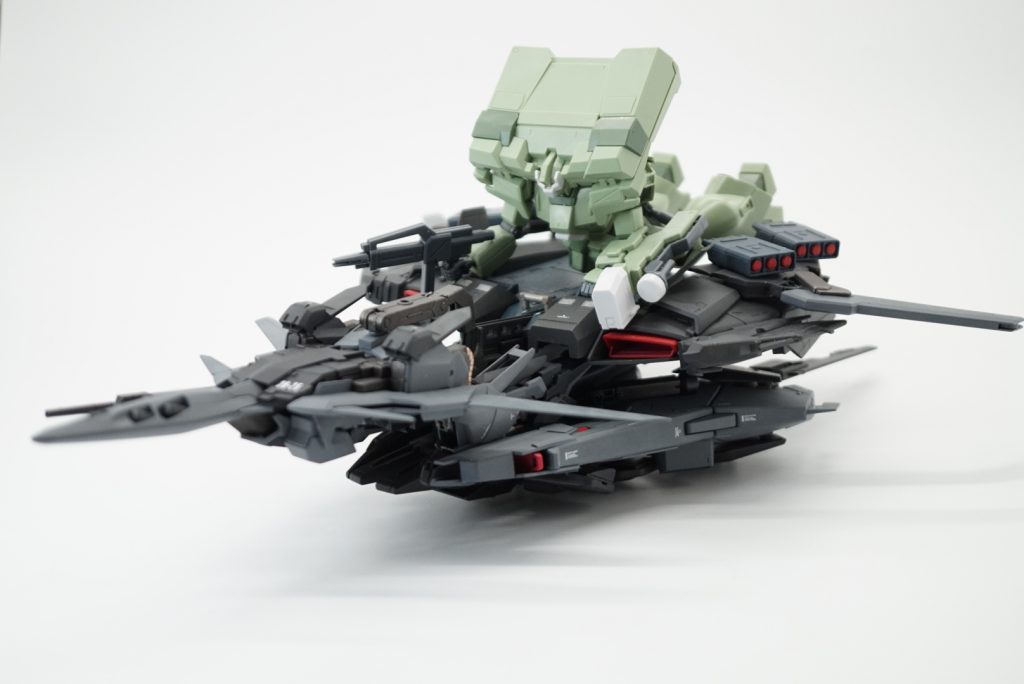 載せる場合は通常のベースジャバーと同じ。